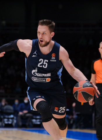 El Zenit gana a lo grande para seguir vivo (86-69)