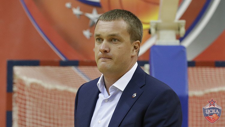 Vatutin habla sobre el "supuesto" fichaje de Milutinov por el CSKA Moscú