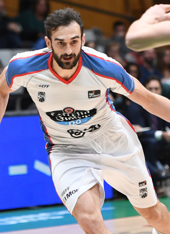 Álvaro Muñoz, centenario en la Liga Endesa