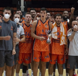 El Valencia Basket se lleva su WE`RE BACK Euroleague (77-66)