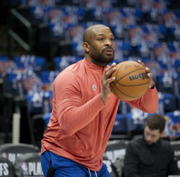 Los Clippers dan permiso a PJ Tucker a que busque equipos interesados en un posible traspaso