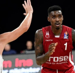 Quincy Miller firma con el Piratas de Quebradillas de Puerto Rico