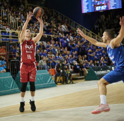 Fuenlabrada: amenaza de Marc Garcia y duelo de asistentes