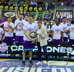 95-83 | Zunder Palencia asalta el Coliseum para culminar su heroico ascenso