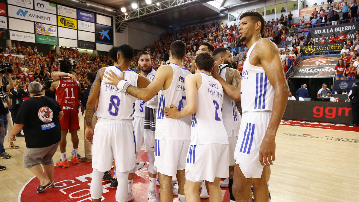 El Real Madrid echa el cierre al sueño del BAXI Manresa (74-83)