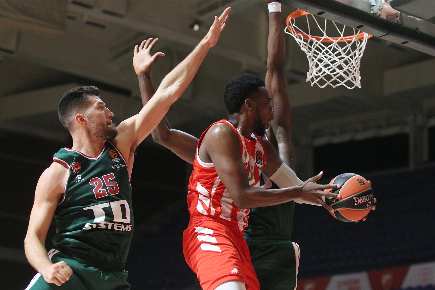Jordan Loyd, MVP de la jornada 2 de la EuroLeague