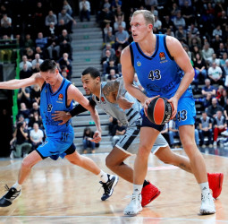 El ASVEL Villeurbanne sigue fuerte en su cancha (93-81)
