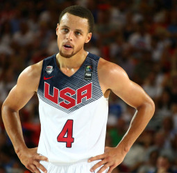 Steph Curry comenta que podría jugar en los Juegos Olímpicos de 2024
