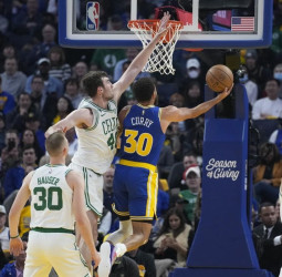 Un vistazo a la noche NBA