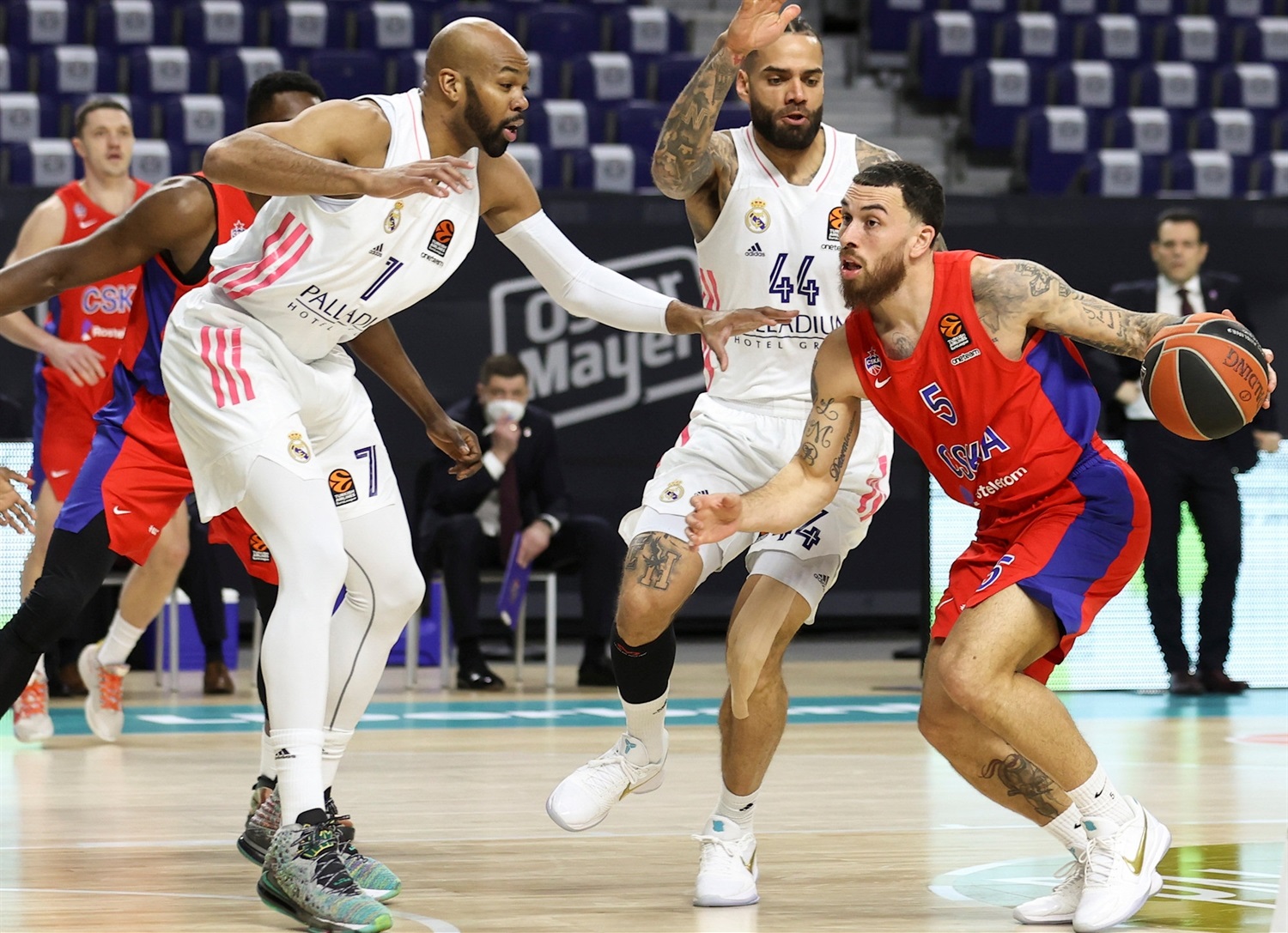 Los triples del CSKA Moscú martirizan al Real Madrid (89-96)