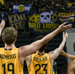 Inicio de la defensa del título de BCL en el infierno griego del AEK Atenas