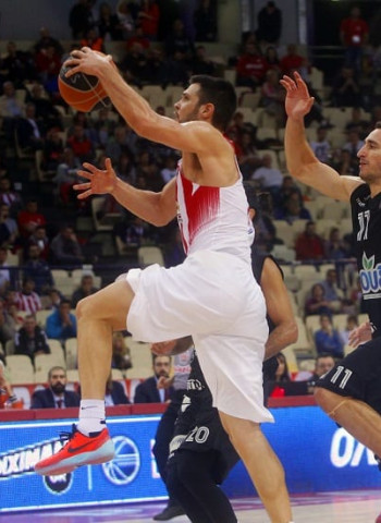 Grecia: El Olympiacos lame sus heridas, el Panathinaikos se mantiene a rebufo