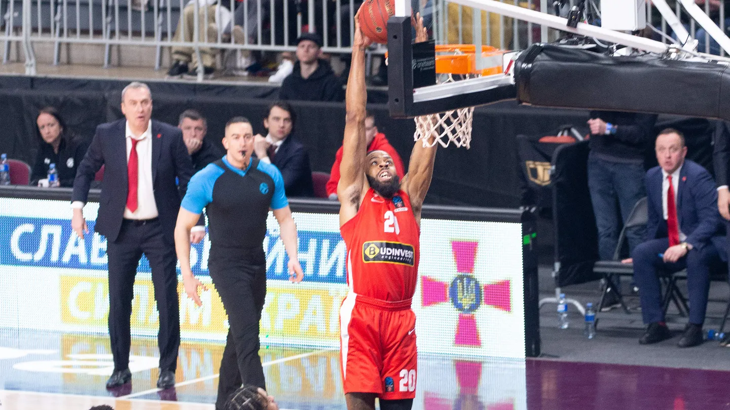 Prometey arrolla a Promitheas y pasa a semifinales, 80-57