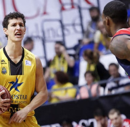 La Hamburguesa puede con otro gigante (93-80)