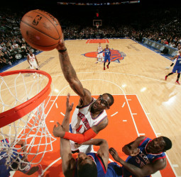 Amar`e Stoudamire ficha por el Hapoel Jerusalem