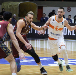 Evangelos Mantzaris vuelve a sonar para el Panathinaikos