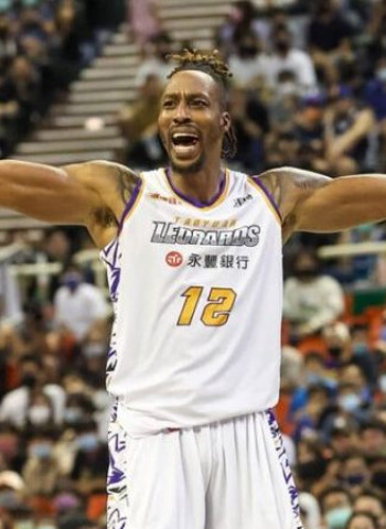 Los Golden State Warriors se plantean el fichaje de Dwight Howard