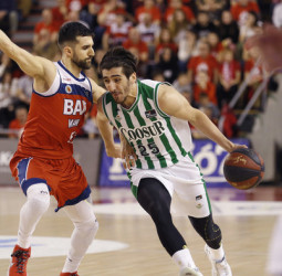 El Fenerbahce negocia la vuelta de Kenan Sipahi