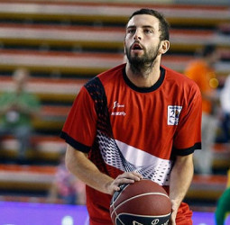 Sergio Llorente se queda en el Montakit Fuenlabrada