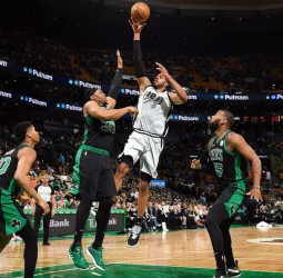 Dispar suerte de resultados para los de arriba en la NBA