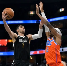 Un mate a aro pasado de Aldama, la segunda mejor jugada de la jornada NBA