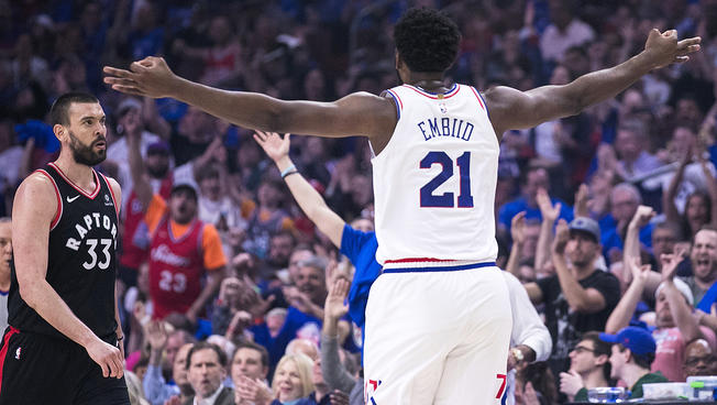 Embiid se hace grande en la zona y los Sixers se adelantan ante los Raptors (95-116) [1-2]