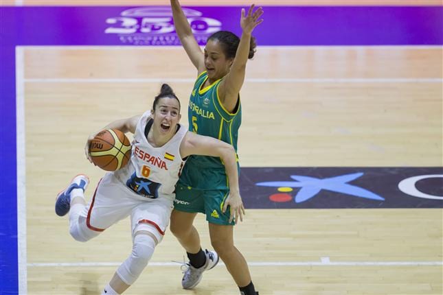 España supera el primer test con nota alta (58-55)