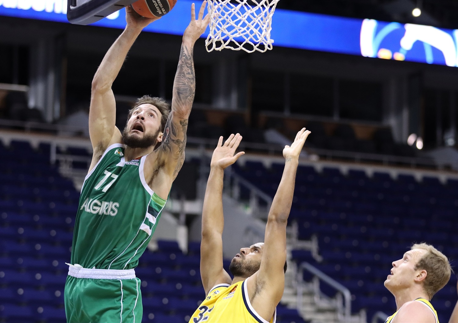 El Zalgiris Kaunas pierde por lesión a Joffrey Lauvergne e irá al mercado