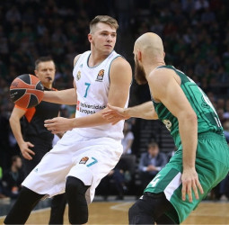 El Madrid gana al Zalgiris y Doncic continúa su racha (66-87)