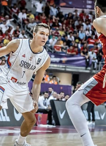 Serbia contiene la presión turca (80-74)