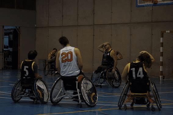 El Ademi Tenerife se presenta ante su afición buscando la primera victoria de la temporada