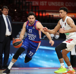 Los Chicago Bulls, interesados en hacerse con los servicios de Vasilije Micic