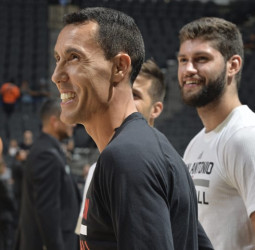 Los Knicks se interesan en Pablo Prigioni para su staff técnico
