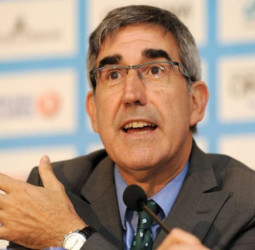 Jordi Bertomeu carga contra las Ventanas FIBA