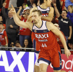 Dulkys vuelve al BAXI Manresa para reforzar la línea exterior