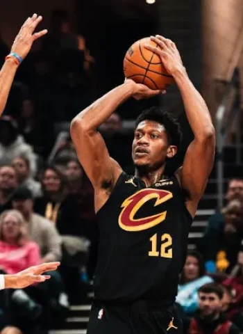 Mitchell y Mobley lideran la contundente victoria de los Cavaliers sobre los Knicks, 142-105