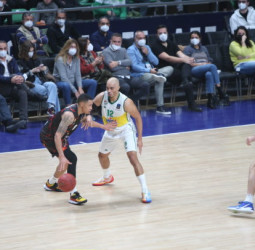 El Gran Canaria suma la cuarta victoria europea (74-85)