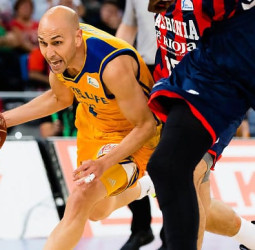 Albert Oliver seguirá de amarillo una temporada más