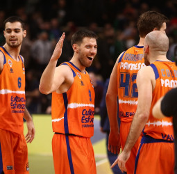 Valencia Basket asalta Kaunas para conseguir la quinta (82-86)
