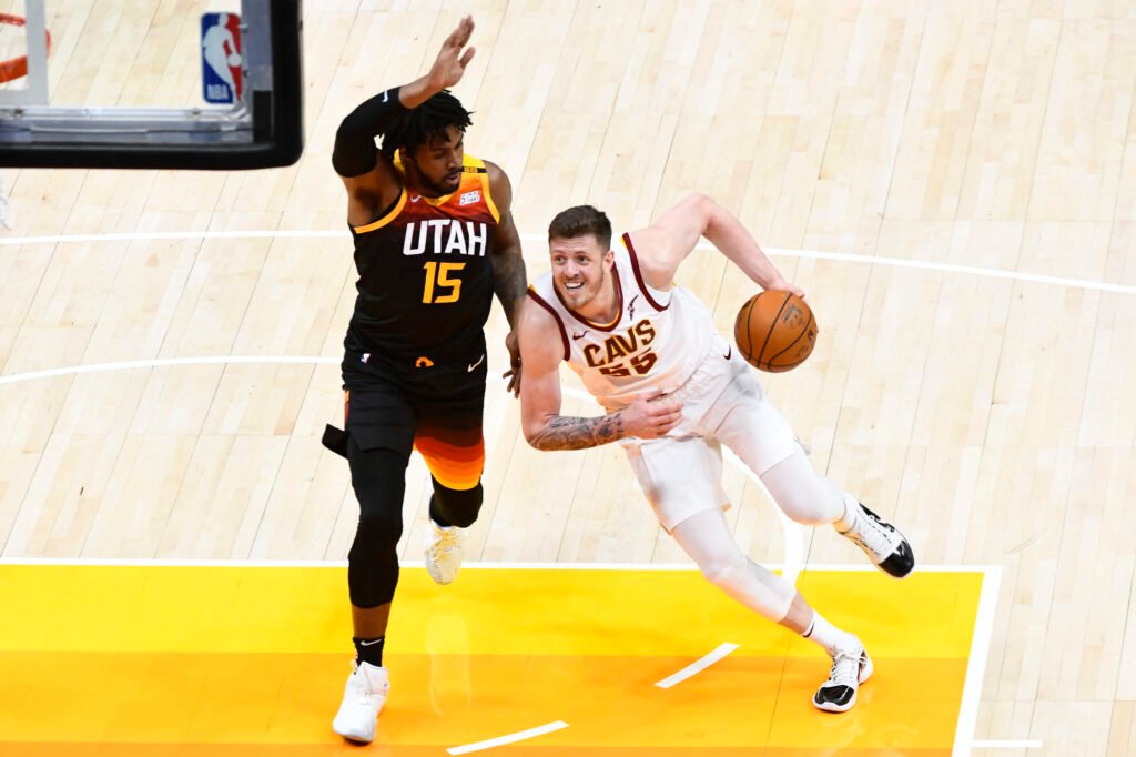 Los Brooklyn Nets están interesados en Isaiah Hartenstein