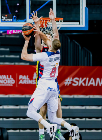 Sedekerskis prende la mecha baskonista en Andorra (68-82)