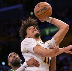 Los Lakers refuerzan la pintura: renovación de Jaxson Hayes tras la llegada de Ayton