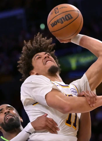 Los Lakers refuerzan la pintura: renovación de Jaxson Hayes tras la llegada de Ayton