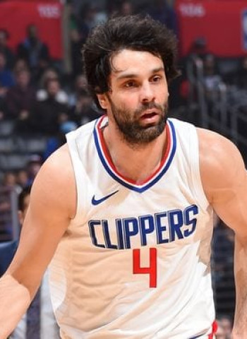 Maccabi y Milos Teodosic mantienen sus negociaciones