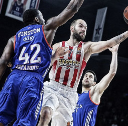 Quinto partido entre Olympiacos y Anadolu Efes; Vivir o morir