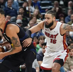 Los Nuggets se imponen ante un trabajador Miami
