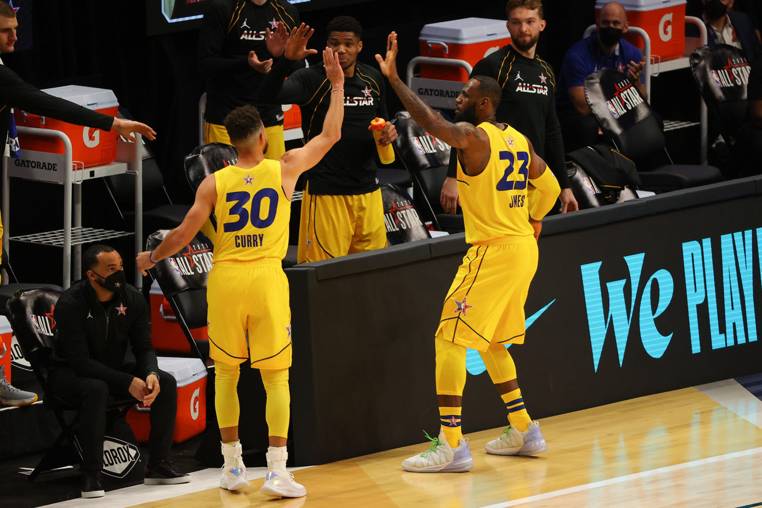 El Team LeBron se impone con claridad en el ‘All-Star’ 2021 (170-150)