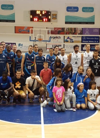 Victoria del Morabanc Andorra contra Bilbao en Molerussa (99-97)