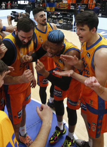Hermannsson y Rivero tumban a BAXI Manresa (90-85)