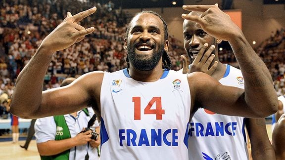 Ronny Turiaf se retira